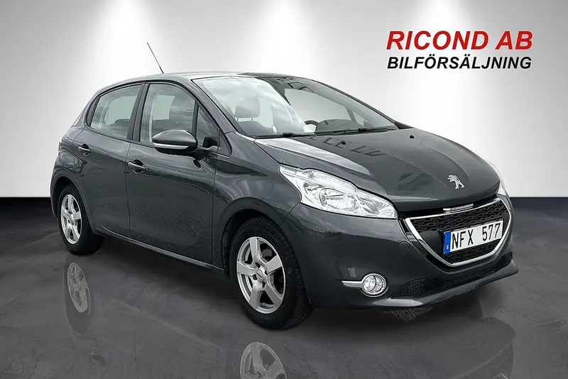 Peugeot 208 2013