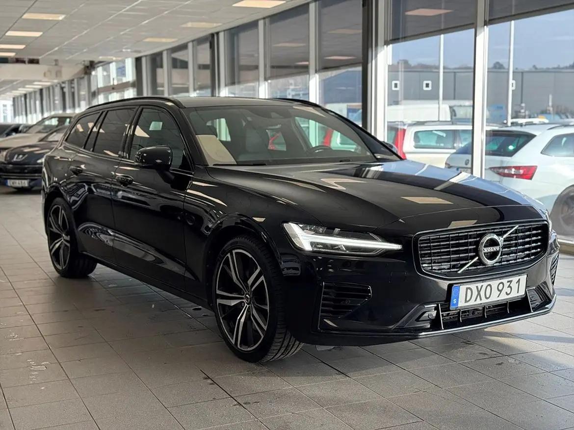 Volvo V60 2022