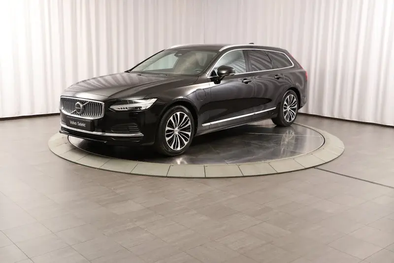 Volvo V90 2023