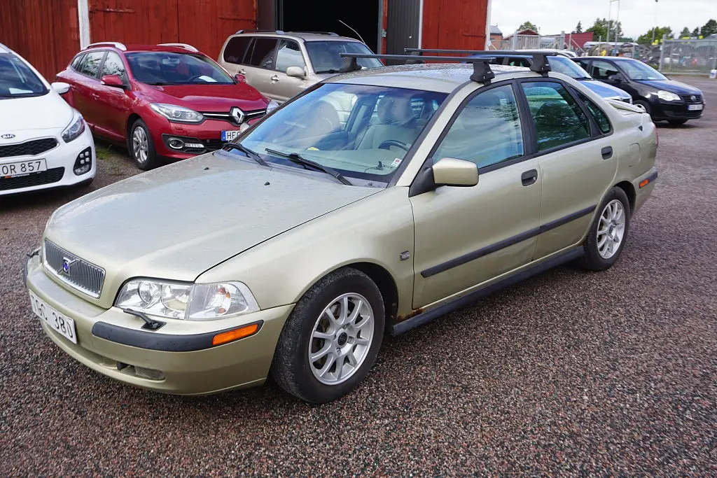 Volvo S40 2002