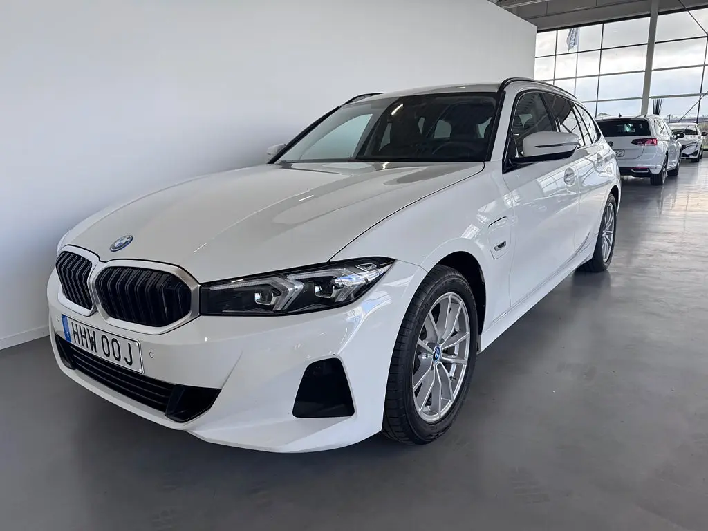 BMW 3-serien 2023