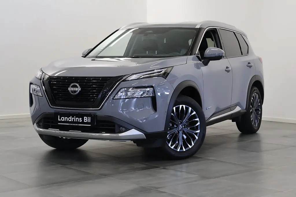 Nissan X-Trail 2025
