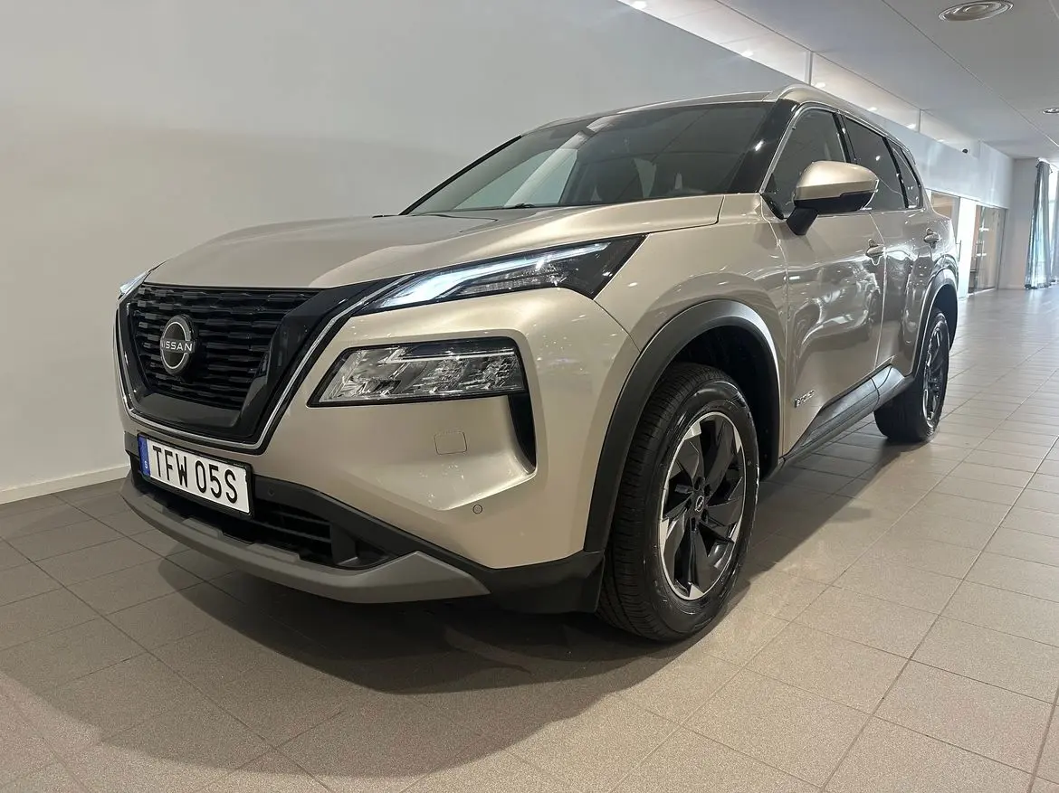 Nissan X-Trail 2025