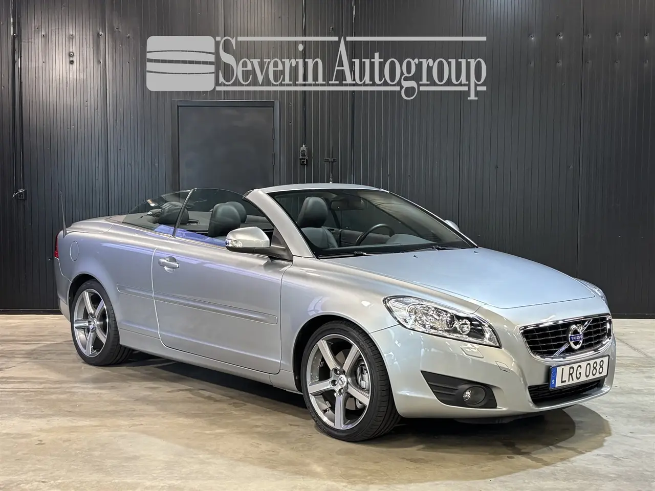Volvo C70 2011