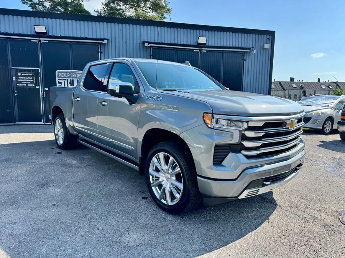 Chevrolet Silverado 2025