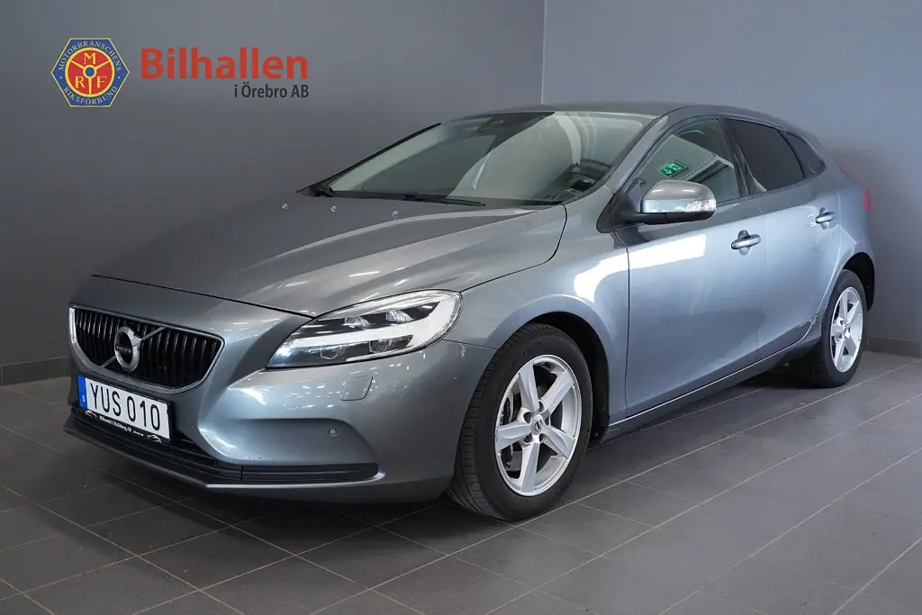 Volvo V40 2018