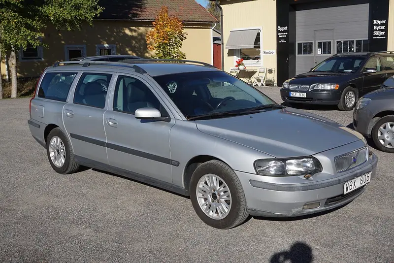 Volvo V70 2004
