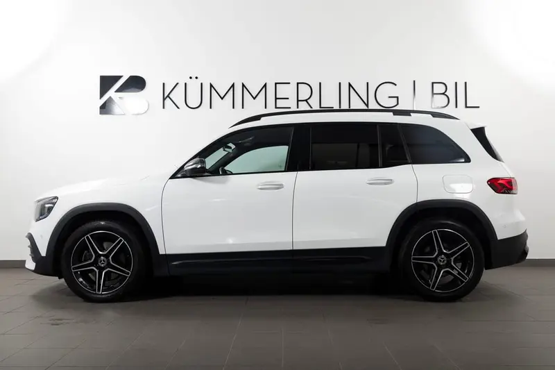 Mercedes-Benz GLB 2021