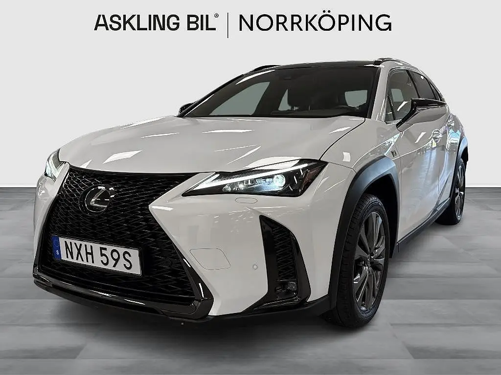 Lexus UX 2022