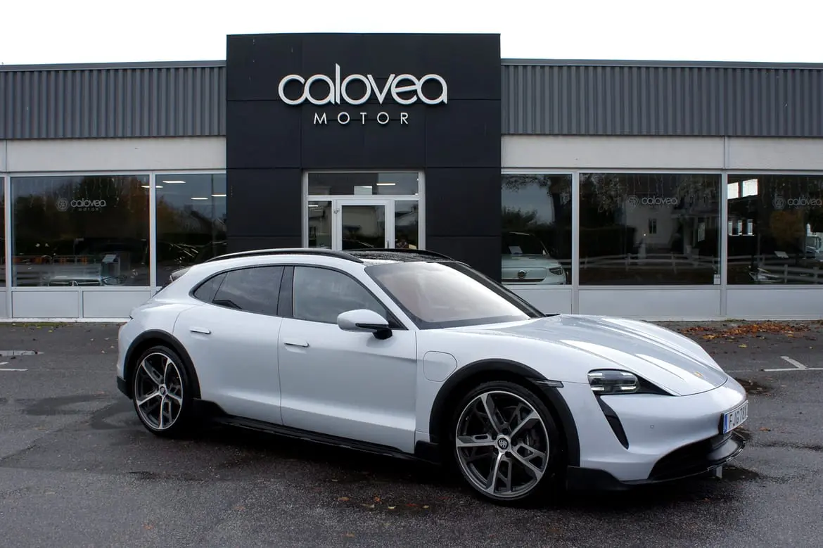 Porsche Taycan 2021