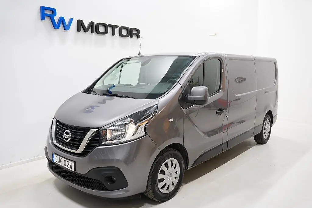 Nissan NV300 2020