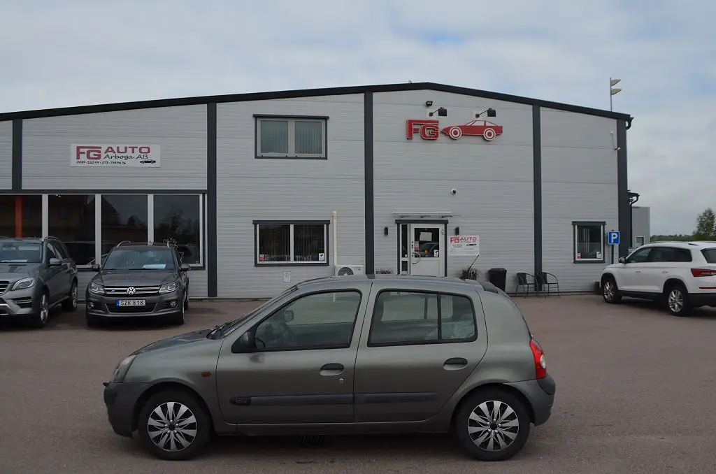 Renault Clio 2002