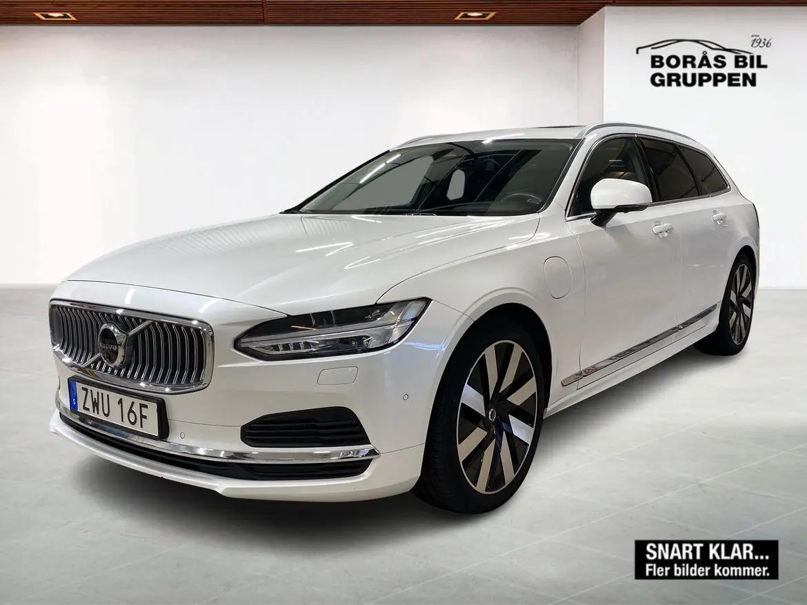 Volvo V90 2024