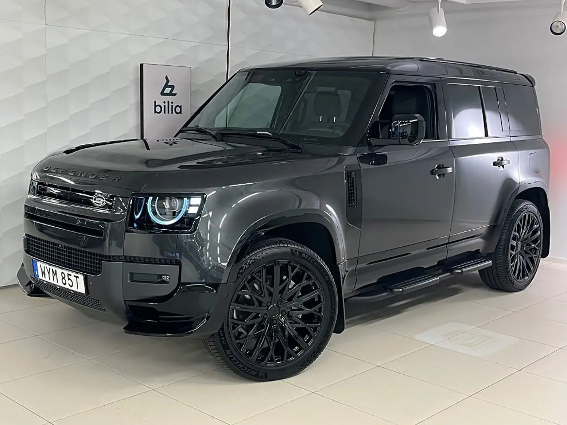 Land Rover Defender 2026