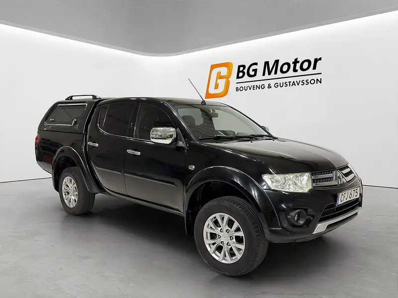 Mitsubishi L200 2015