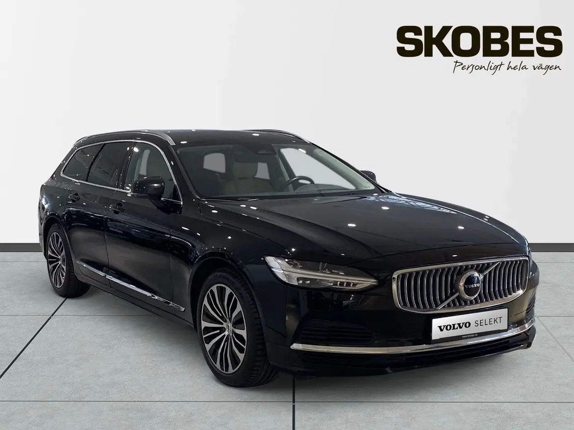Volvo V90 2023