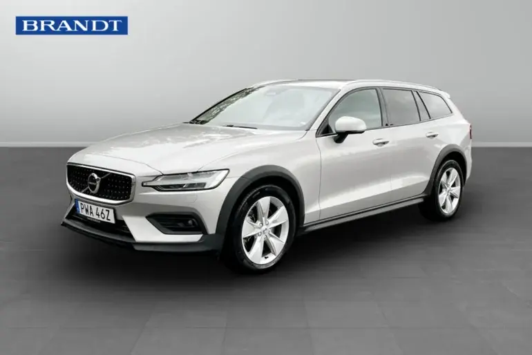 Volvo V60 2024