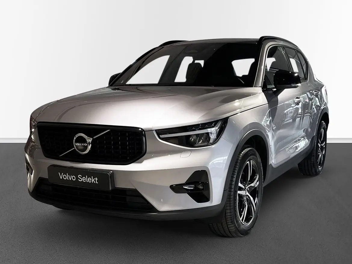 Volvo XC40 2026
