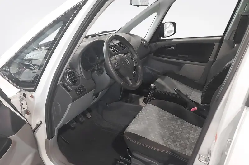 Suzuki SX4 2013