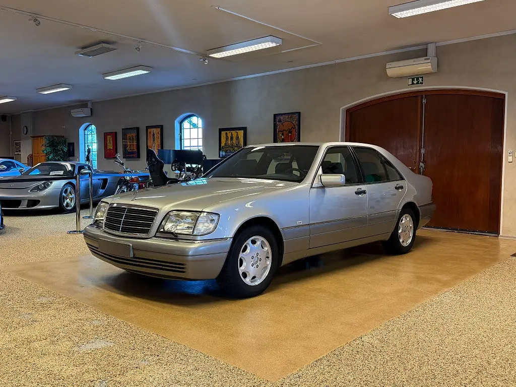 Mercedes-Benz S-Klass 1995