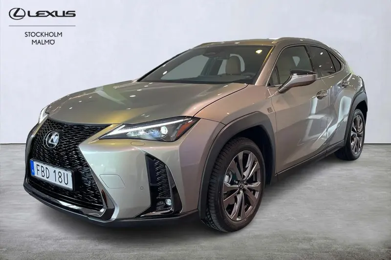 Lexus UX 2026