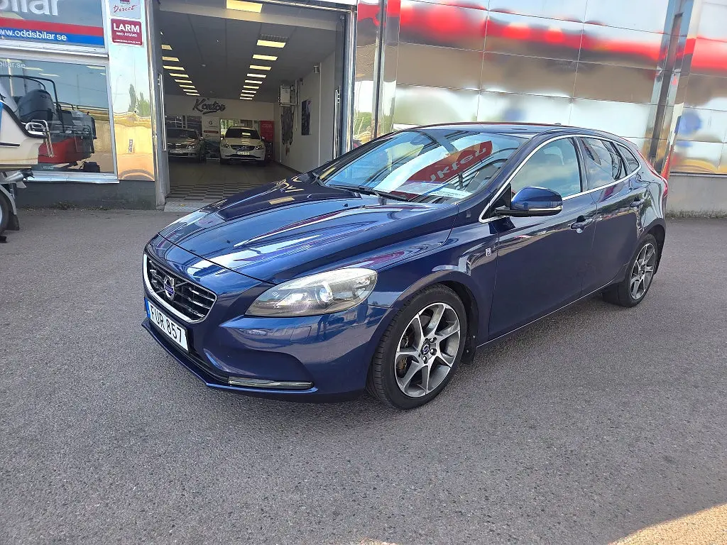 Volvo V40 2016