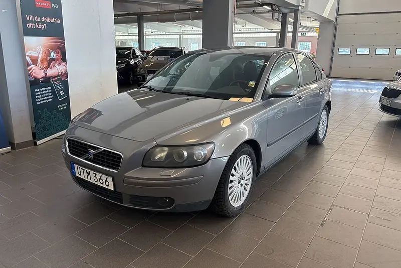 Volvo S40 2004