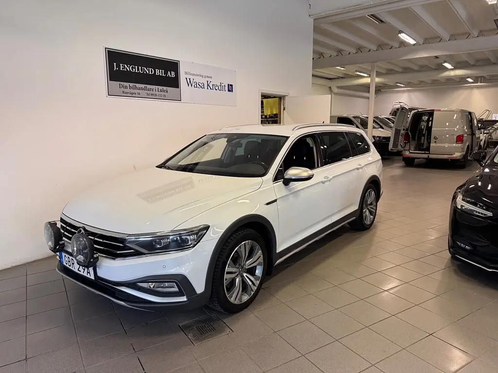 Volkswagen Passat 2024