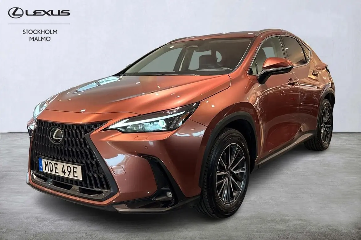 Lexus NX 2025