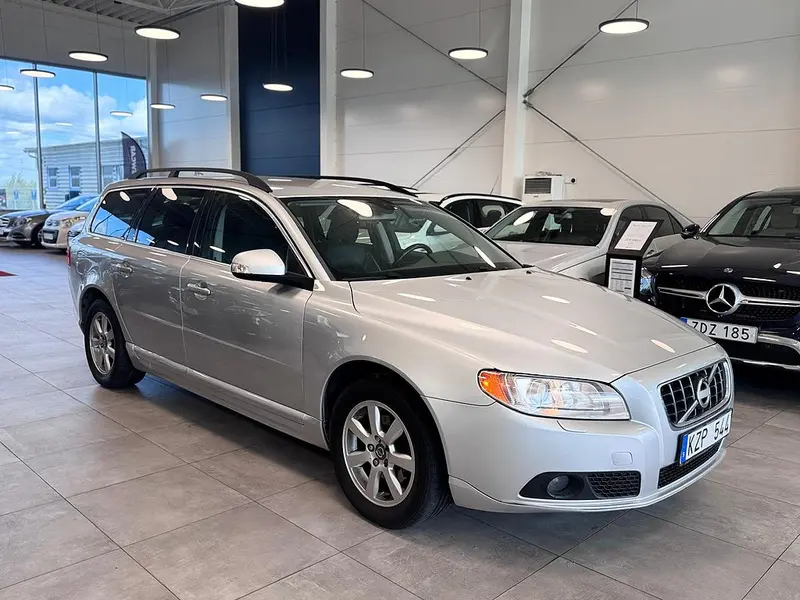 Volvo V70 2011