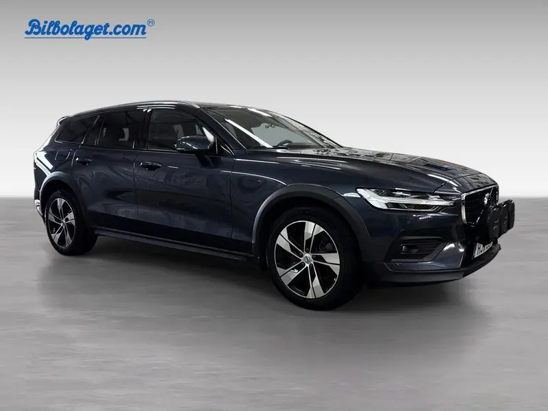 Volvo V60 2022