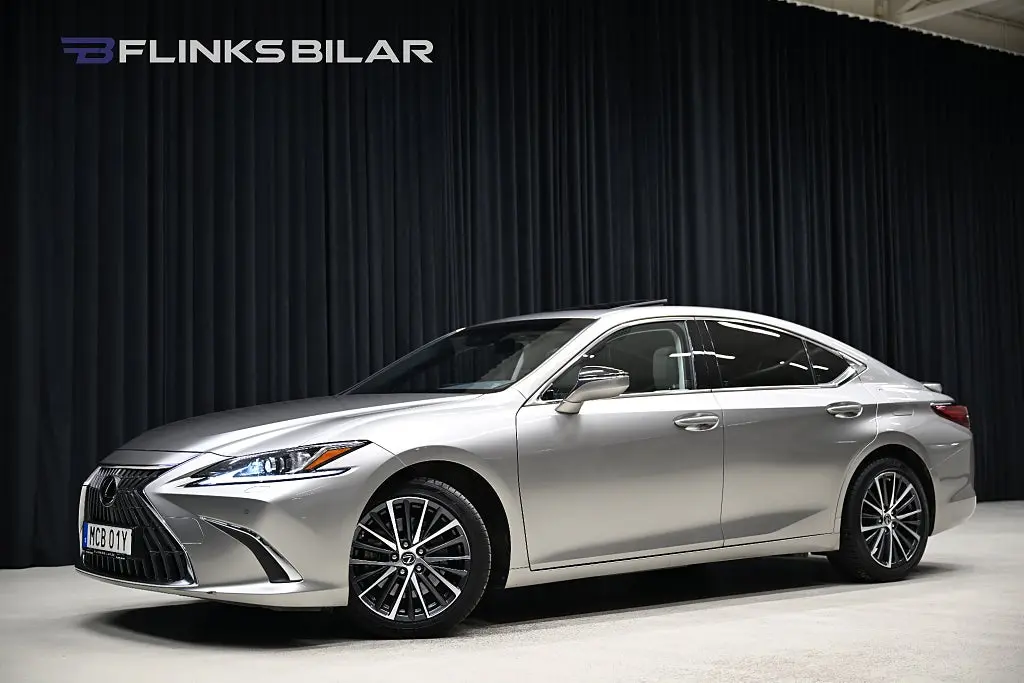 Lexus ES 2023
