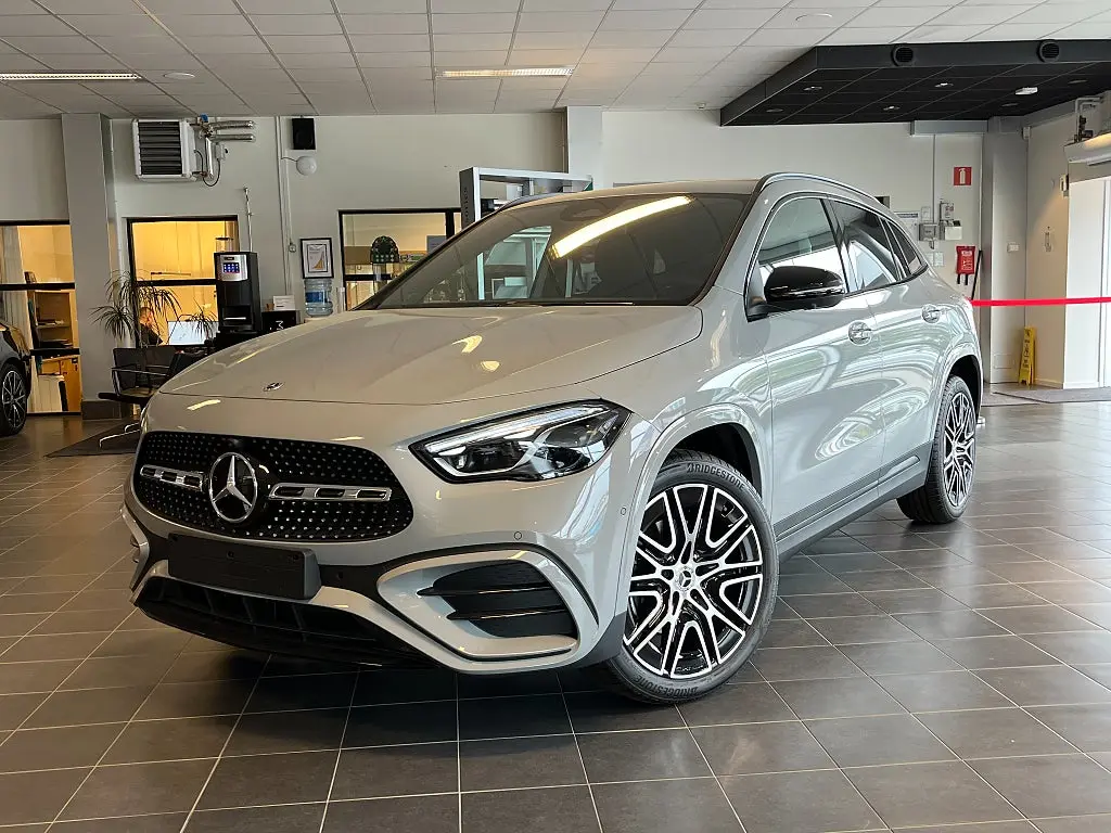 Mercedes-Benz GLA 2026
