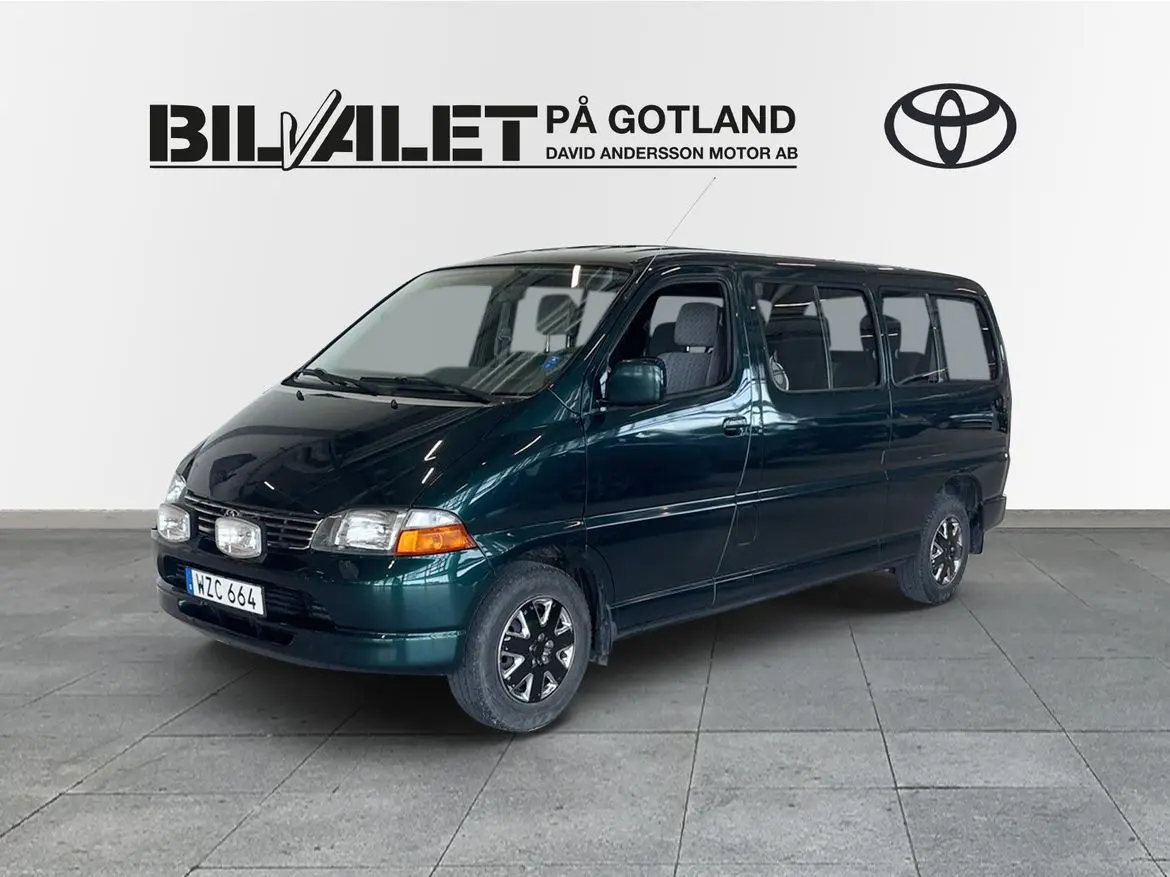 Toyota HiAce 2005