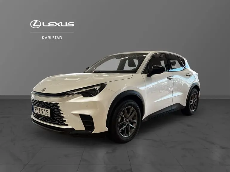 Lexus LBX 2025