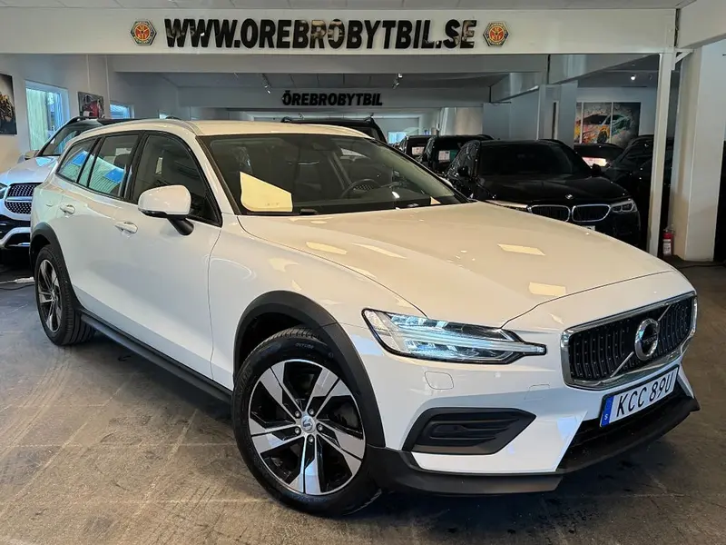 Volvo V60 2022