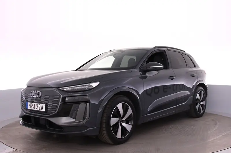 Audi Q6 e-tron 2024