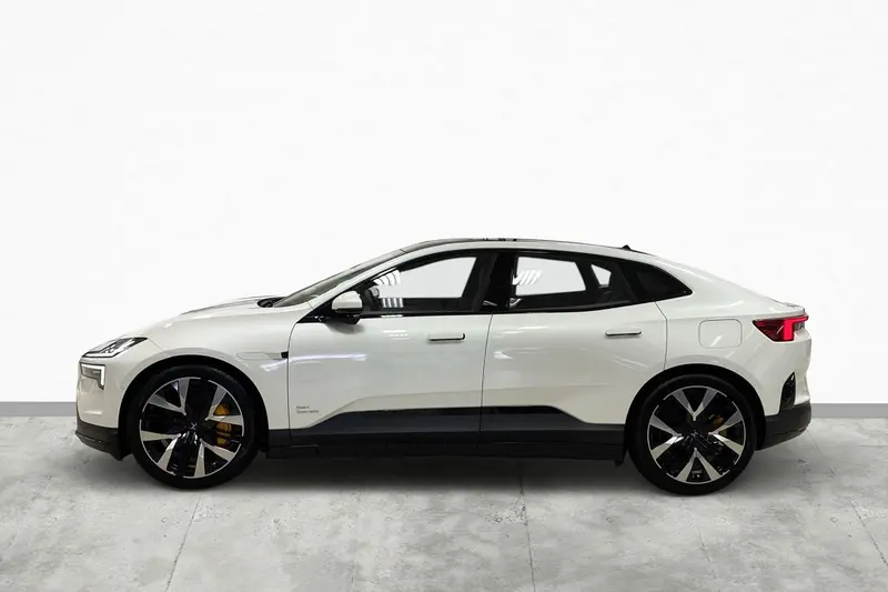 Polestar 4 2025