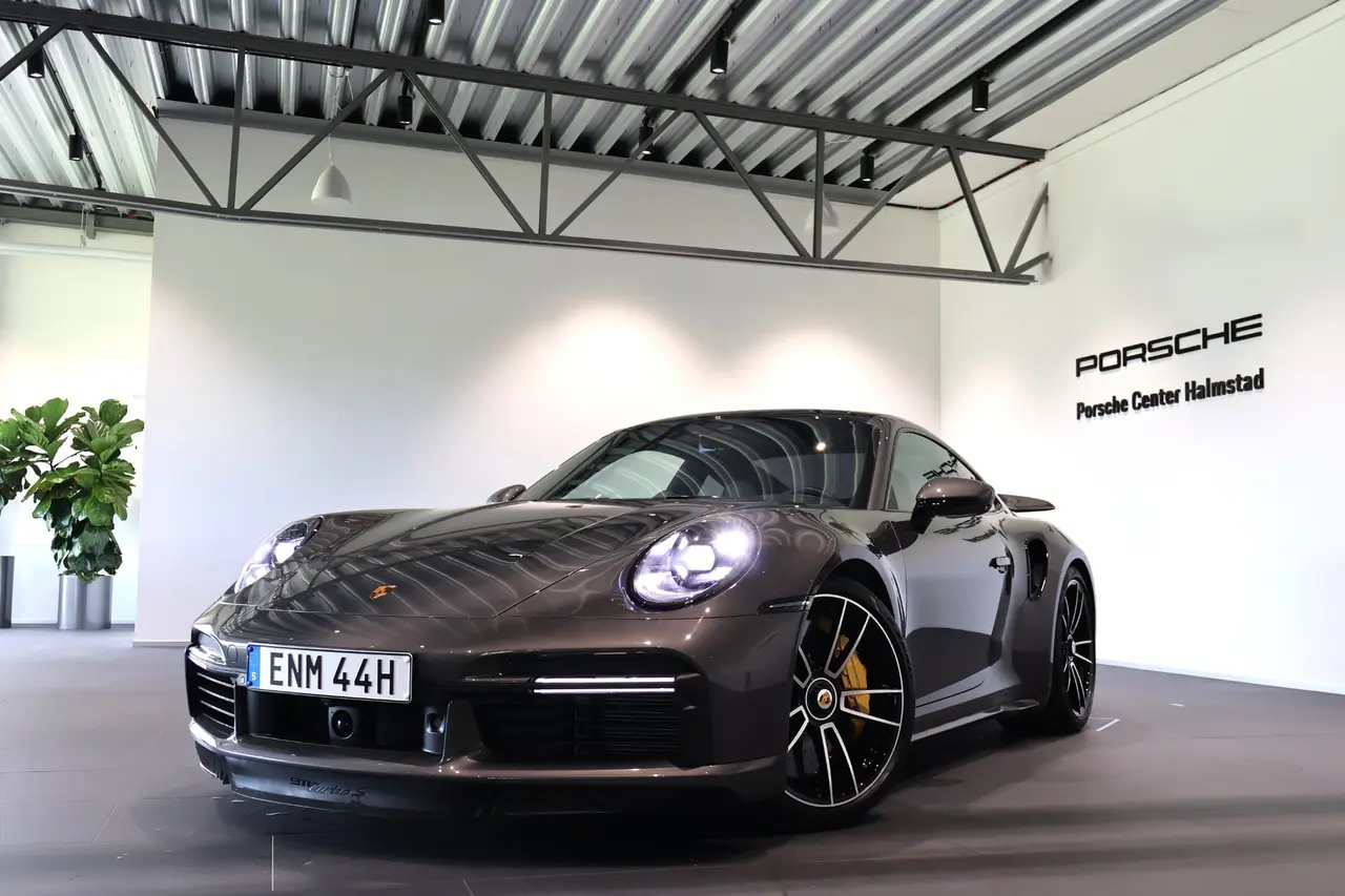 Porsche 911 2023