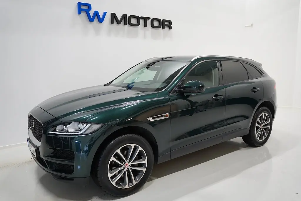 Jaguar F-Pace 2017