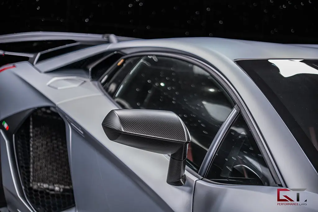 Lamborghini Aventador