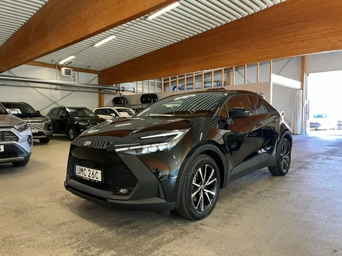 Toyota C-HR 2025