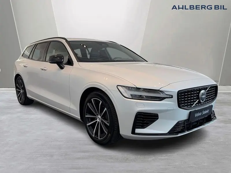 Volvo V60 2025