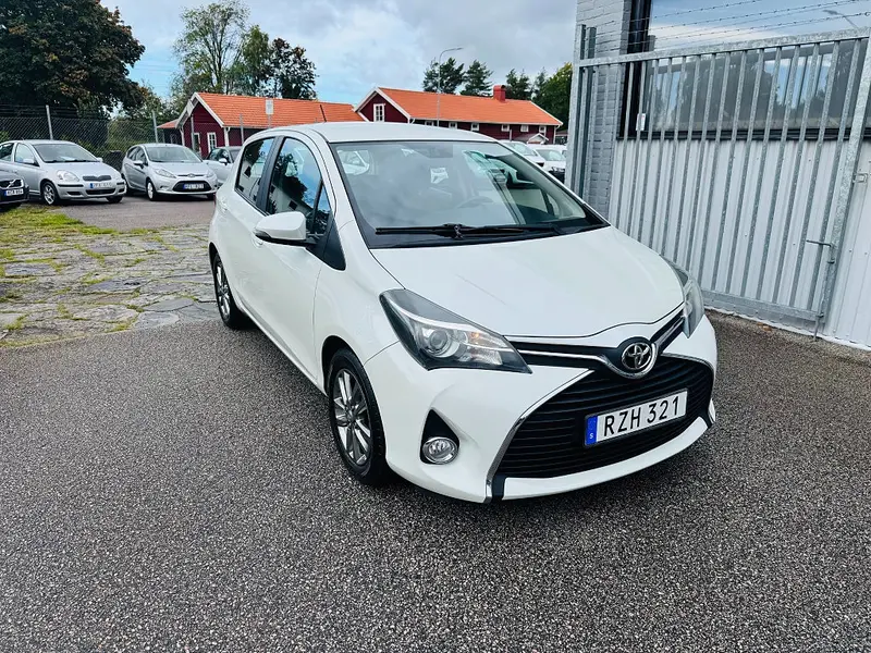 Toyota Yaris 2015