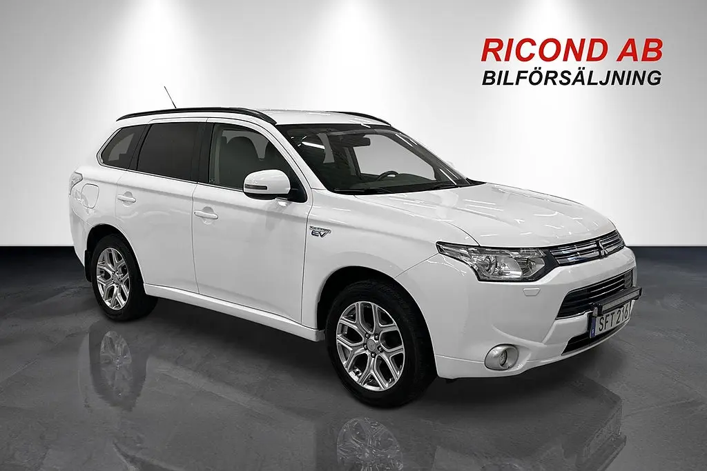 Mitsubishi Outlander 2014