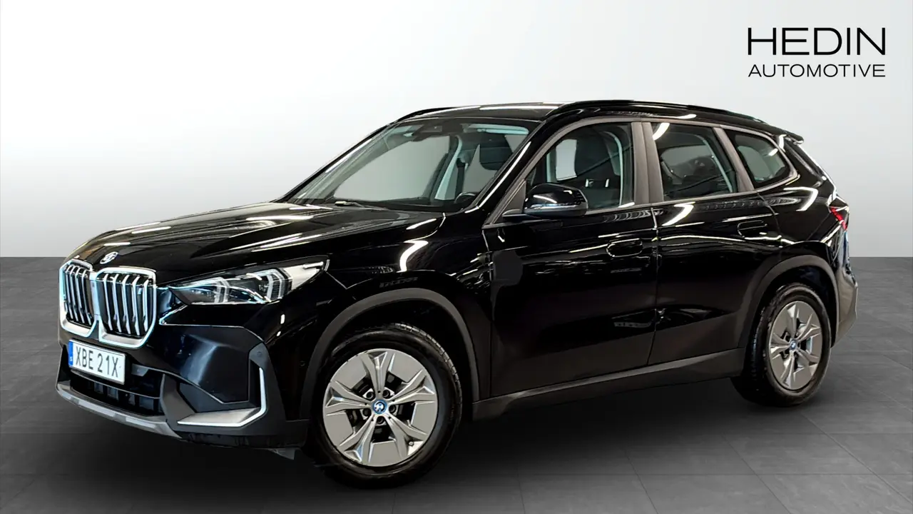 BMW iX1 2023