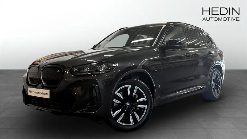 BMW iX3 2024
