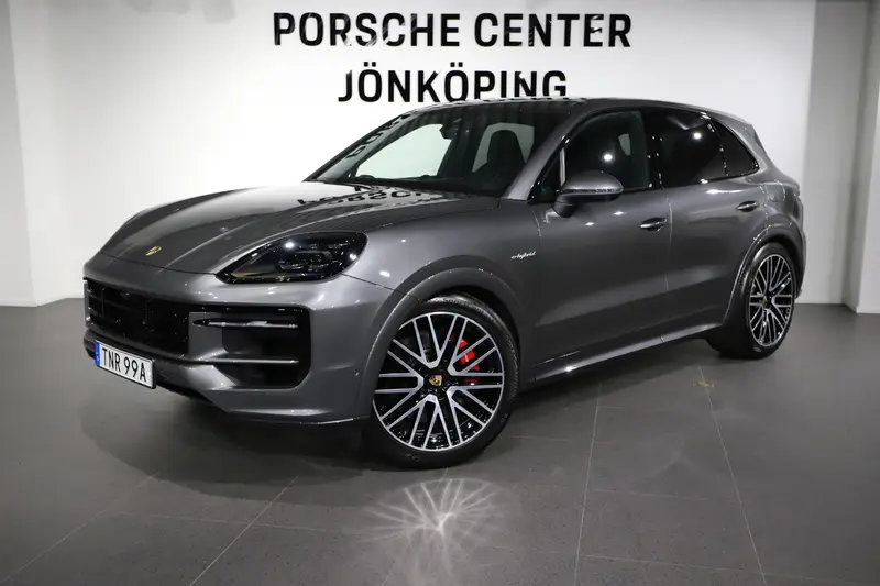 Porsche Cayenne 2025