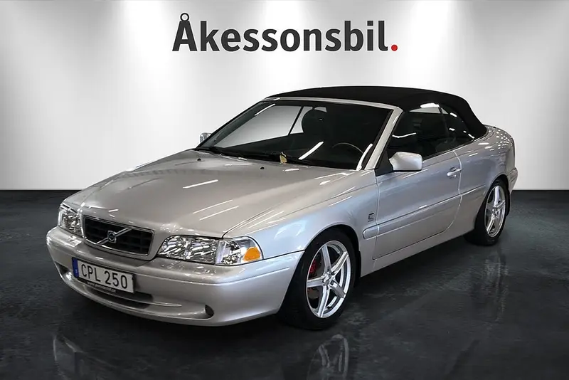 Volvo C70 2001
