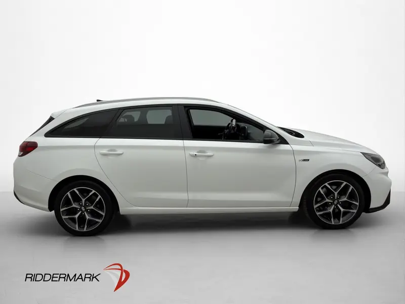 Hyundai i30 2021